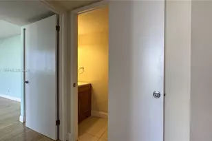 18181 NE 31st Ct, Aventura, FL 33160 - Photo 37