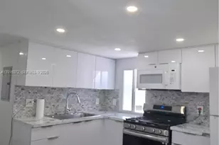1730 SW 85th Ave, Davie, FL 33324 - Photo 3