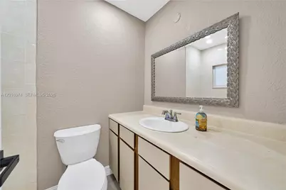 2512 Alcazar Dr, Miramar, FL 33023 - Photo 21