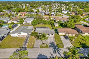 2512 Alcazar Dr, Miramar, FL 33023 - Photo 29