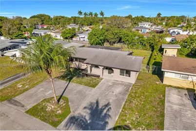 2512 Alcazar Dr, Miramar, FL 33023 - Photo 33