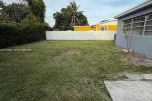1075 NW 56St, Miami, FL 33127 - Photo 11