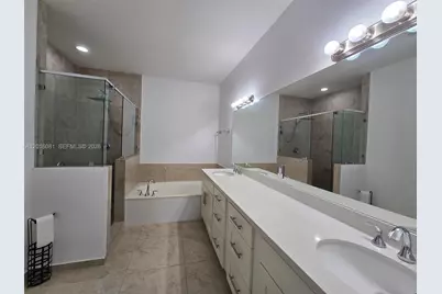 5810 NW 104th Path #5810, Doral, FL 33178 - Photo 39