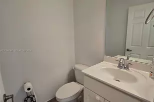 5810 NW 104th Path, Doral, FL 33178 - Photo 25