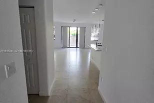 5810 NW 104th Path, Doral, FL 33178 - Photo 5