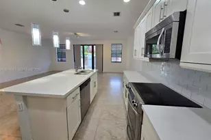 5810 NW 104th Path, Doral, FL 33178 - Photo 17