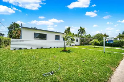 1020 NW 197th Ter, Miami Gardens, FL 33169 - Photo 3