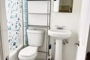 1007 Meridian Ave, Miami Beach, FL 33139 - Photo 9