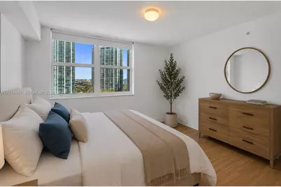 31 SE 5th St #2305, Miami, FL 33131 - Photo 27