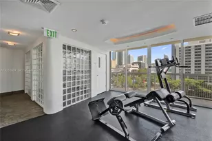 31 SE 5th St, Miami, FL 33131 - Photo 31