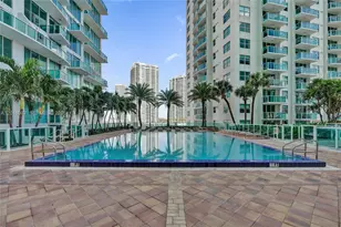 31 SE 5th St, Miami, FL 33131 - Photo 27