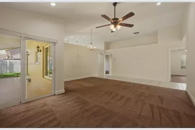 12511 NW 10th St, Sunrise, FL 33323 - Photo 9