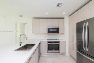 2000 S Metropica Way, Sunrise, FL 33323 - Photo 9