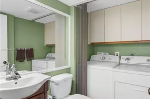 9950 NW 6th Pl, Plantation, FL 33324 - Photo 15