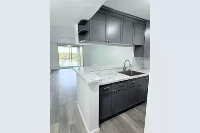 7900 NW 50th St #303, Lauderhill, FL 33351 - Photo 3
