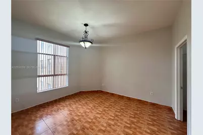 7400 W 20th Ave #312, Hialeah, FL 33016 - Photo 17