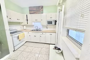 825 S 20th Ave, Hollywood, FL 33020 - Photo 1