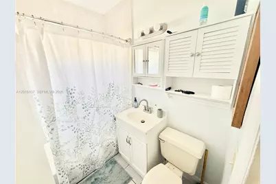 825 S 20th Ave #A, Hollywood, FL 33020 - Photo 17