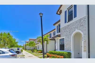 11854 SW 246th Ln, Homestead, FL 33032 - Photo 3
