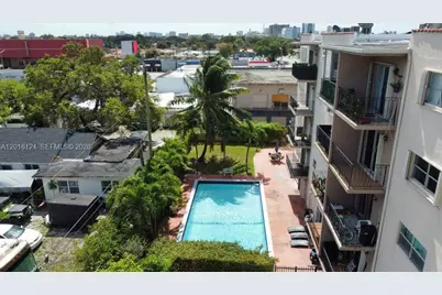 3640 NW 9th St #201, Miami, FL 33125 - Photo 31