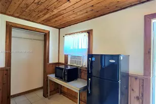 27660 SW 162nd Ave, Homestead, FL 33031 - Photo 5