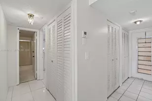 3048 E Sunrise Lakes Dr, Sunrise, FL 33322 - Photo 21