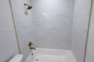 1300 Wiley St, Hollywood, FL 33019 - Photo 9