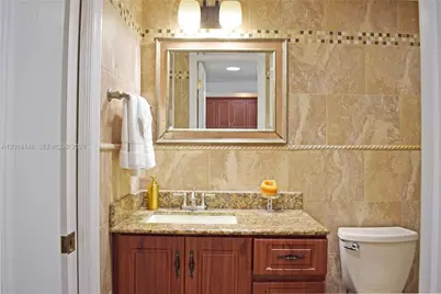 401 Ocean Dr #924, Miami Beach, FL 33139 - Photo 13