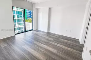 31 SE 6th St, Miami, FL 33131 - Photo 11