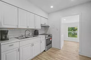 3416 SW 12th Ct, Fort Lauderdale, FL 33312 - Photo 9