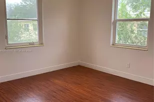 723 NE 91st St, Miami Shores, FL 33138 - Photo 13