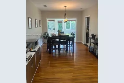 322 Fluvia Ave, Coral Gables, FL 33134 - Photo 5