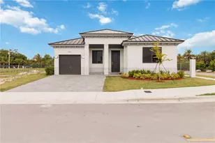 18901 SW 316th Ter, Homestead, FL 33030 - Photo 1