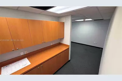 2740 E Oakland Park Blvd #206, Fort Lauderdale, FL 33306 - Photo 9