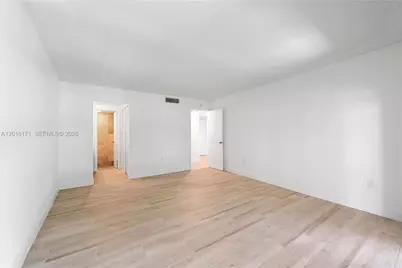 5201 Orduna Dr #10, Coral Gables, FL 33146 - Photo 13