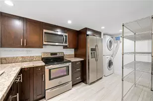 5201 Orduna Dr, Coral Gables, FL 33146 - Photo 5