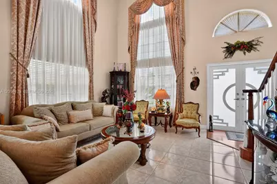 10331 SW 164th Ct, Miami, FL 33196 - Photo 9