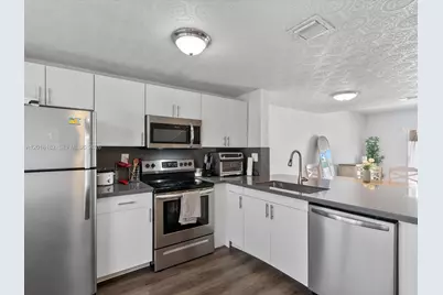2685 NE 15th St, Pompano Beach, FL 33062 - Photo 23