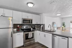2685 NE 15th St, Pompano Beach, FL 33062 - Photo 23