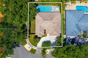 16238 NW 91st Ave, Miami Lakes, FL 33018 - Photo 9