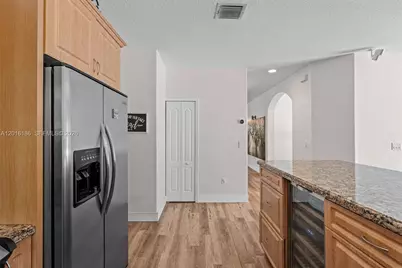 16238 NW 91st Ave, Miami Lakes, FL 33018 - Photo 23