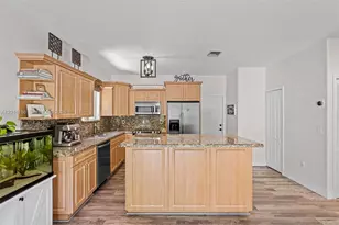 16238 NW 91st Ave, Miami Lakes, FL 33018 - Photo 15