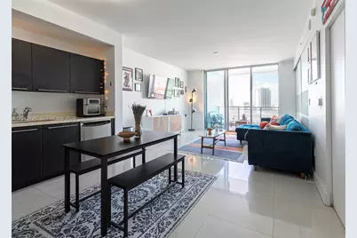 90 SW 3rd St #1611, Miami, FL 33130 - Photo 5