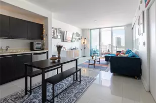 90 SW 3rd St, Miami, FL 33130 - Photo 5