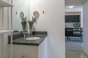 90 SW 3rd St, Miami, FL 33130 - Photo 13
