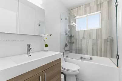 8451 NW 16th St, Pembroke Pines, FL 33024 - Photo 21
