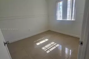 2170 NE 167th St, North Miami Beach, FL 33162 - Photo 13
