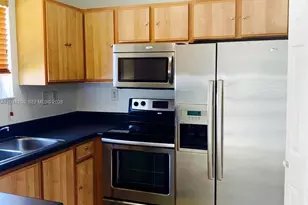 2170 NE 167th St, North Miami Beach, FL 33162 - Photo 3