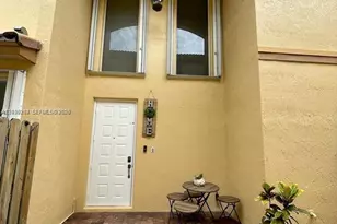 1261 Hayes St, Hollywood, FL 33019 - Photo 7