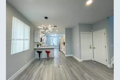 1261 Hayes St, Hollywood, FL 33019 - Photo 11
